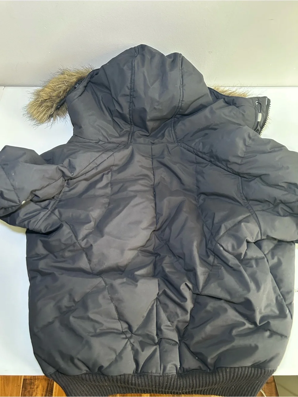 Helly Hansen Women’s Black Down Puffer Bomber Jacket Faux Fur Hood Size Small